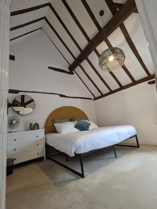 Zeppelin House - Riverside 18Th Century Townhouse Villa บิวด์ลีย์ ภายนอก รูปภาพ